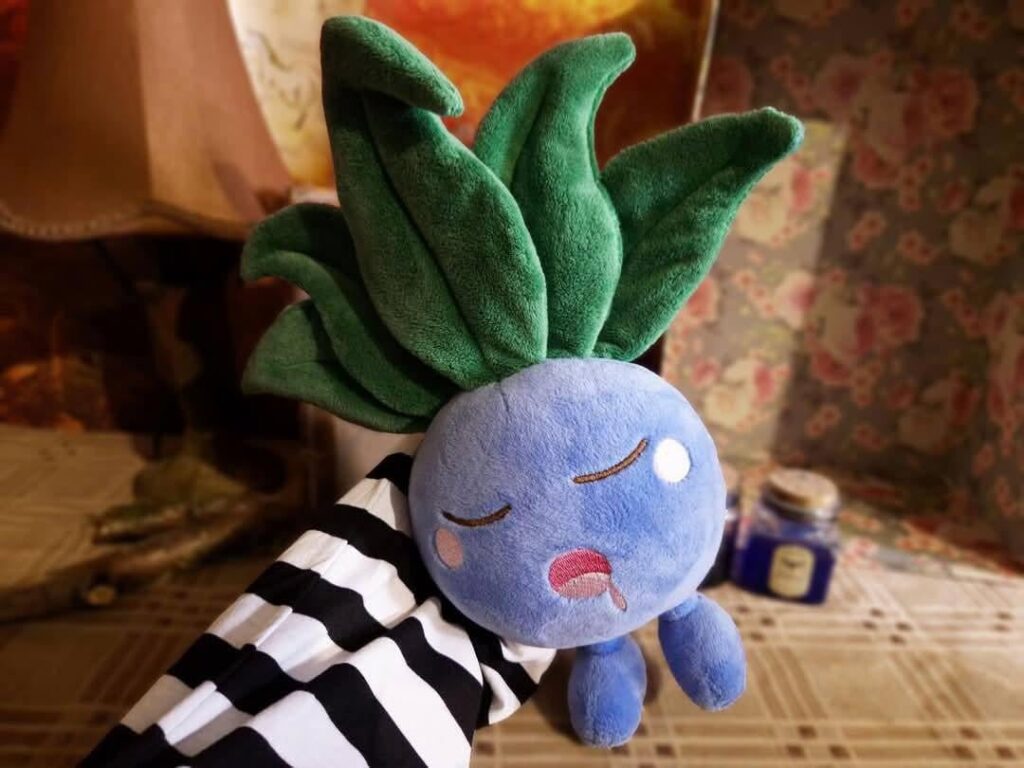 my handmade Oddish plush