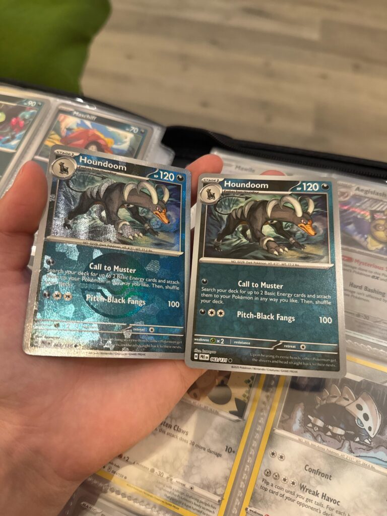 Houndoom Card Difference