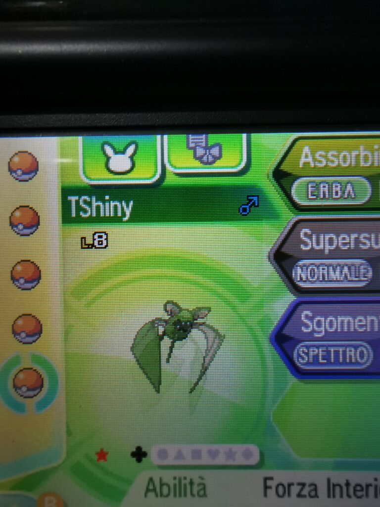 So I wanted to replay pokemon Ultra sun and ALL IN THE FIRST SECTION I'VE GOT A SHINY AND POKERUS