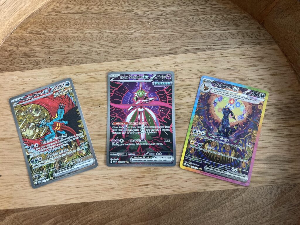 Literally just pulled these 3 in one pack. Is this a fluke? A Demi-god pack?