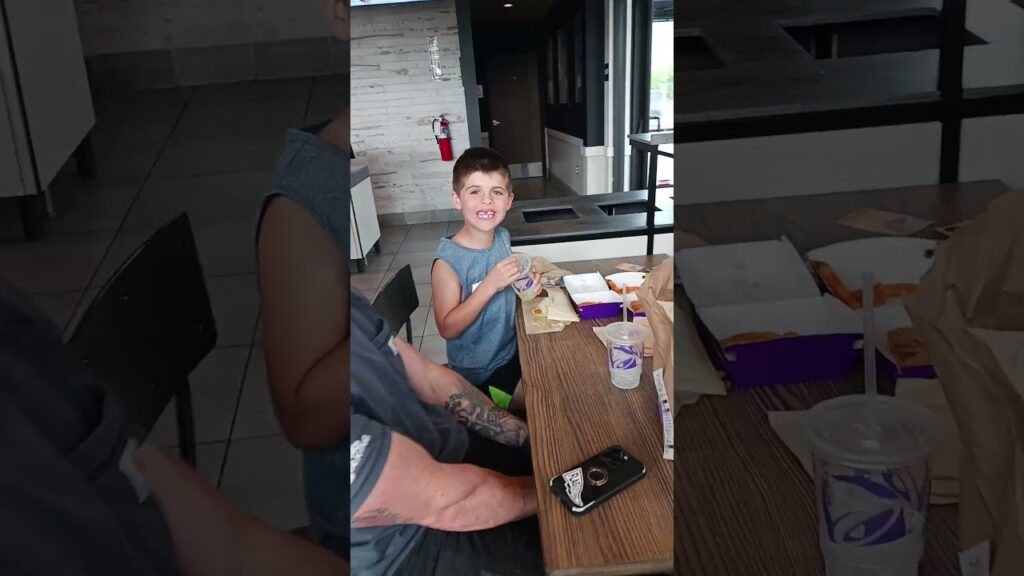 We met a couple pokemon masters in training! #freepokemoncards #fyp #ptcg