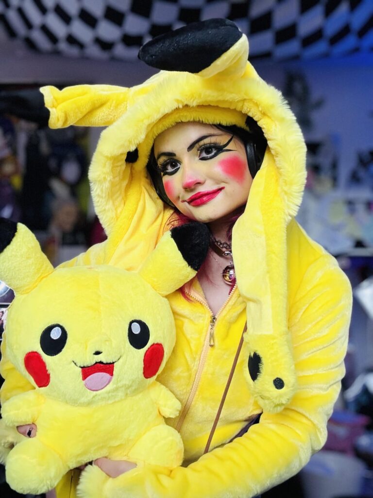 Pikachu cosplay :3 ~ PIKA PIKA 💛💛💛