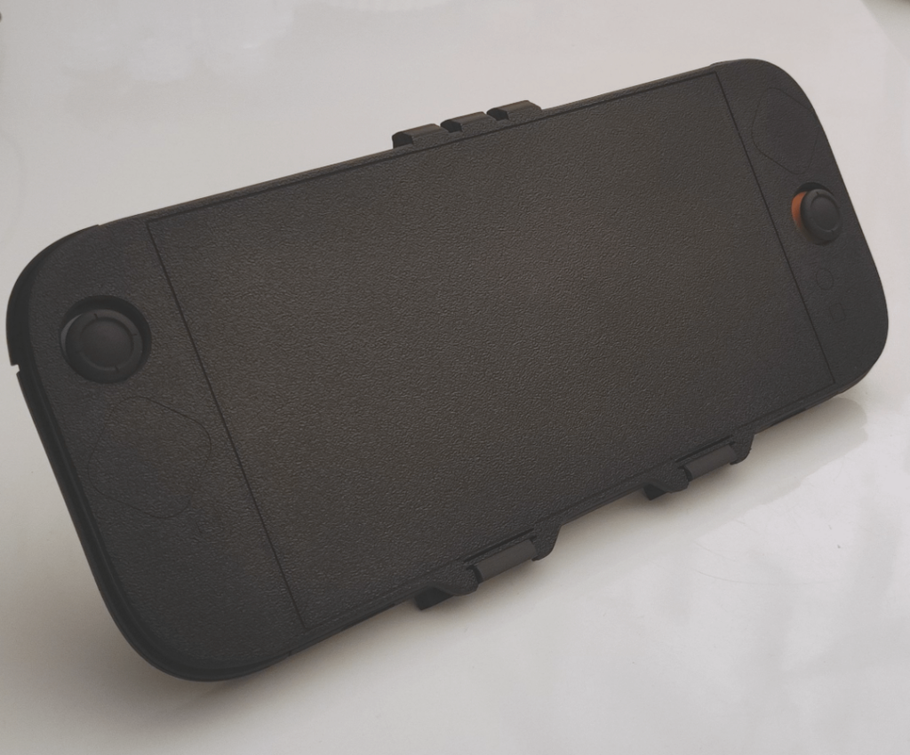 I 3d-printed a low-profile, "pocketable" Switch 2 carrying case to take on shorter trips