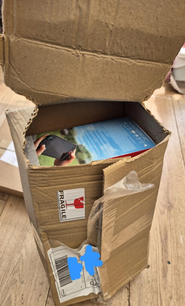 How GAME/DPD deliverd my switch 😳