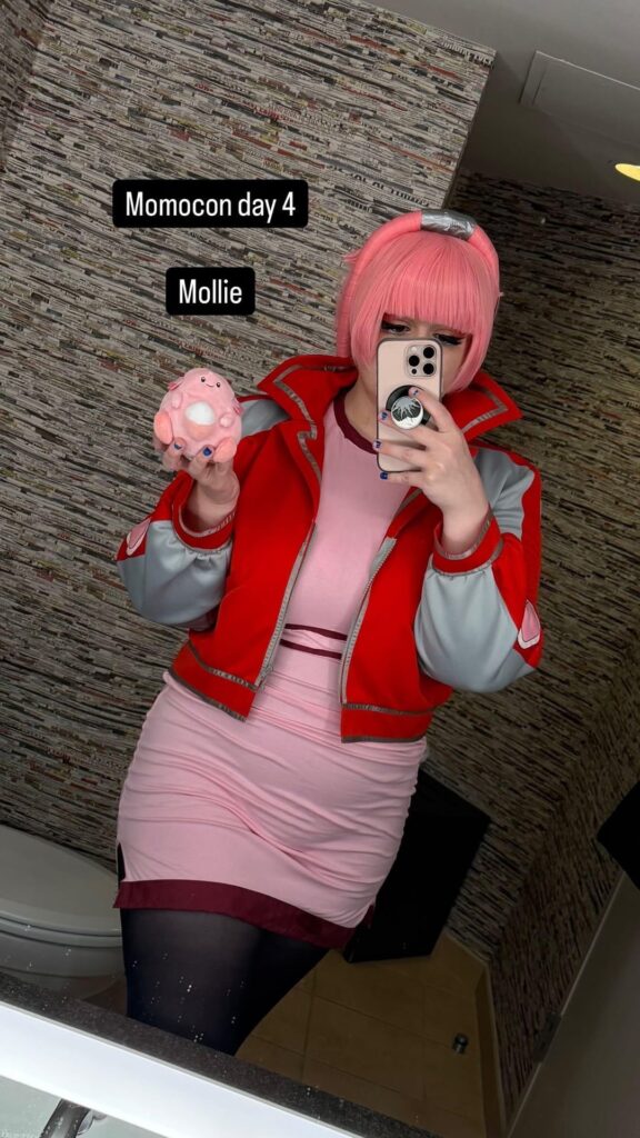 Mollie cosplay