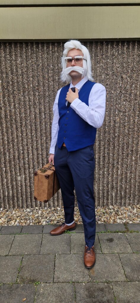 My professor Rowan cosplay at Dokomi