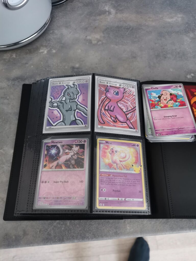 Thought it be cool to have 1 of each of the pokemon im drawing below it for my 151 picture pokedex. Gives me a reason to skim through all my bulk again 😊 and no im not going mad and buying the best of every card 😂😂