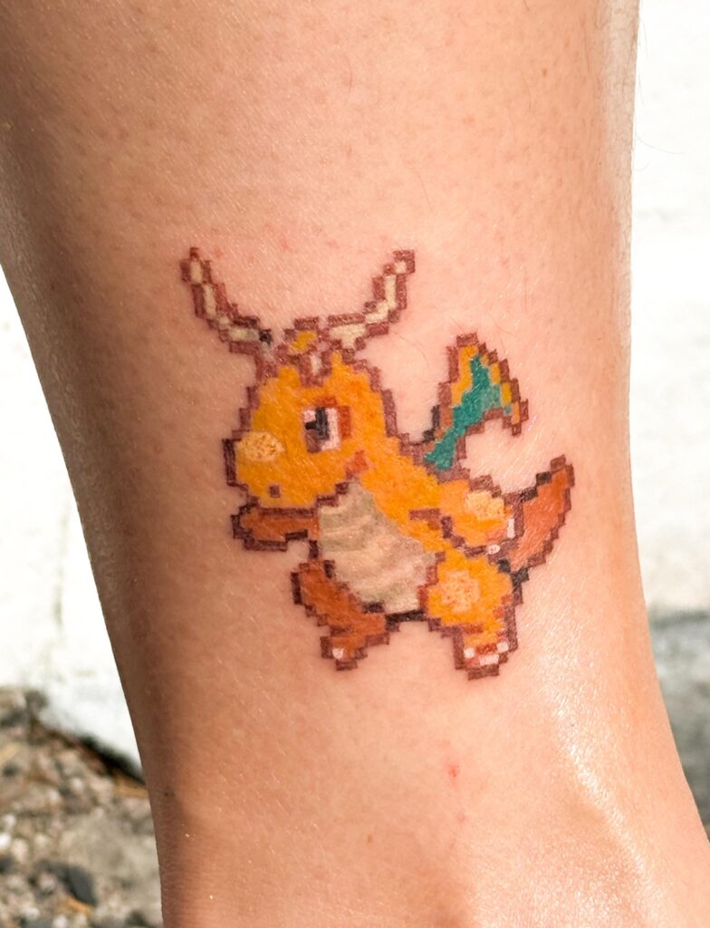 Fresh Dragonite sprite! Reminds me of the good ol’ HGSS days with Dragonite walking with me 🥲
