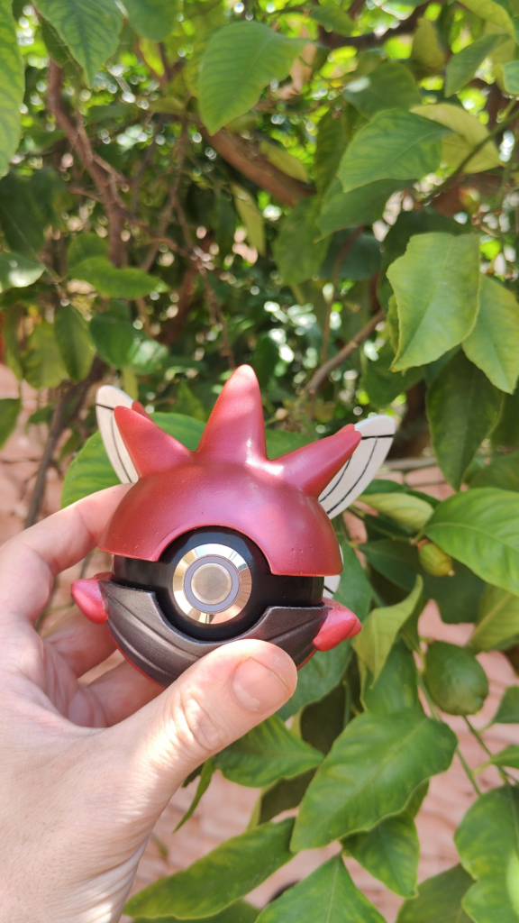 My latest 3d printed Pokeball, Scizor !