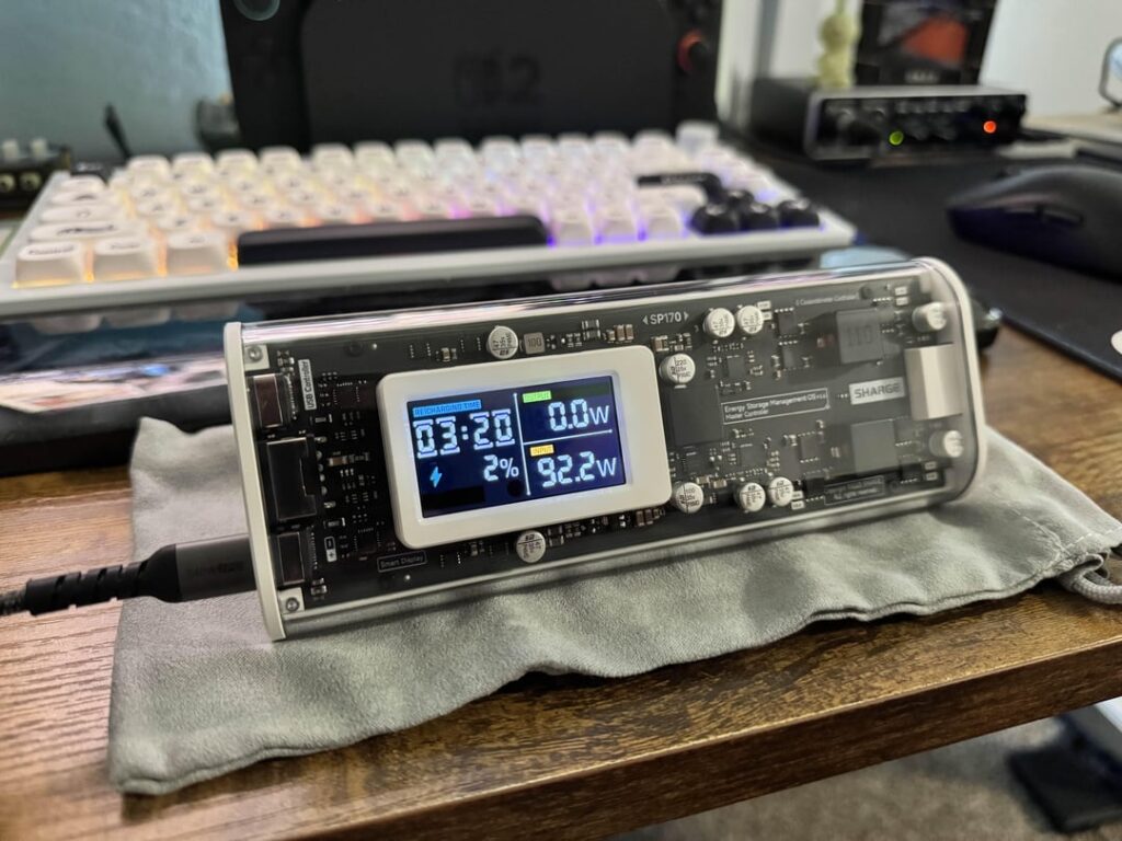 8-10+ Hrs of Portable Mode with this bad boi [Sharge 170 Portable Charger]