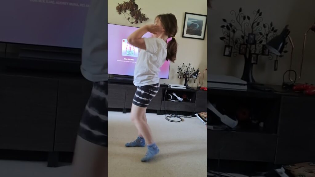 CAUGHT HER RED HANDED ONCE AGAIN, does any agree on Pokemon Masters EX?