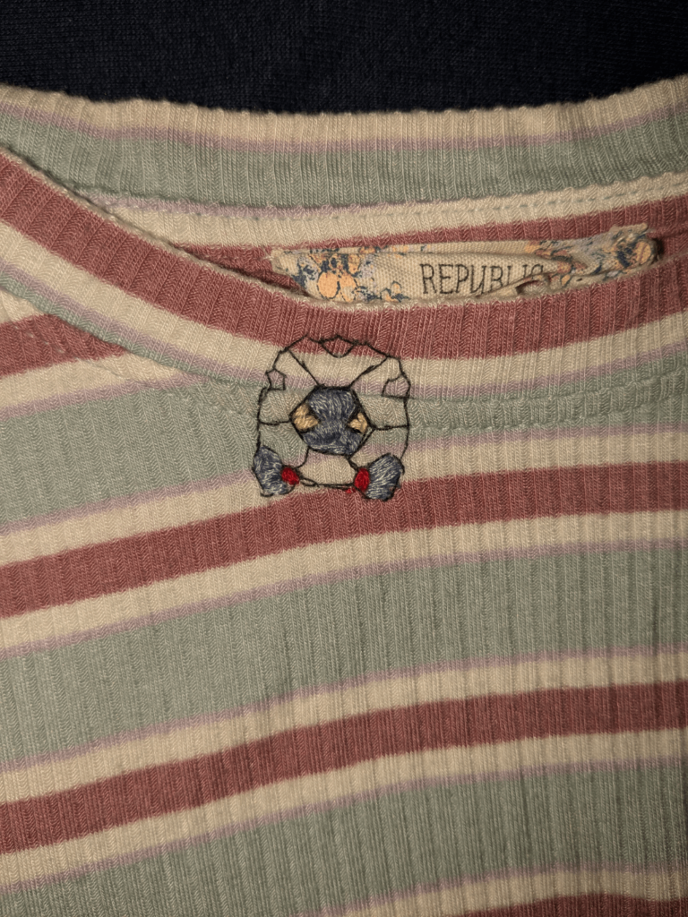 Embroidered my favorite Mon (⁠≧⁠▽⁠≦⁠)