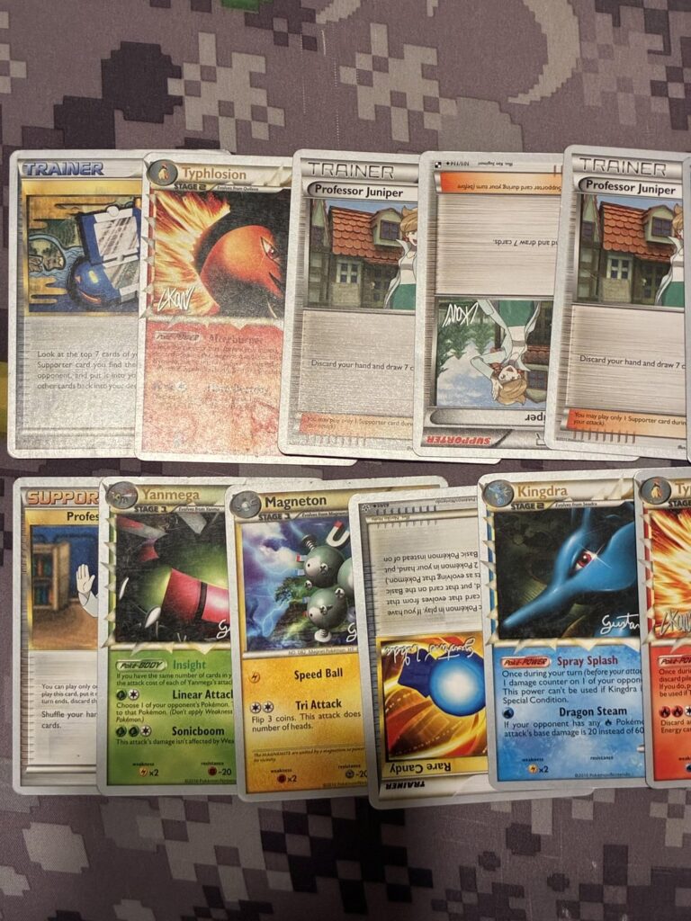 Why do I have so many 2011 championship cards 😭😭😭😭😭😭