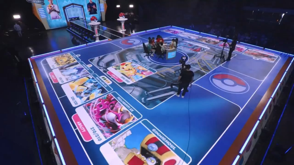 This year's Pokemon Worlds had the coolest TCG stage i've ever seen!