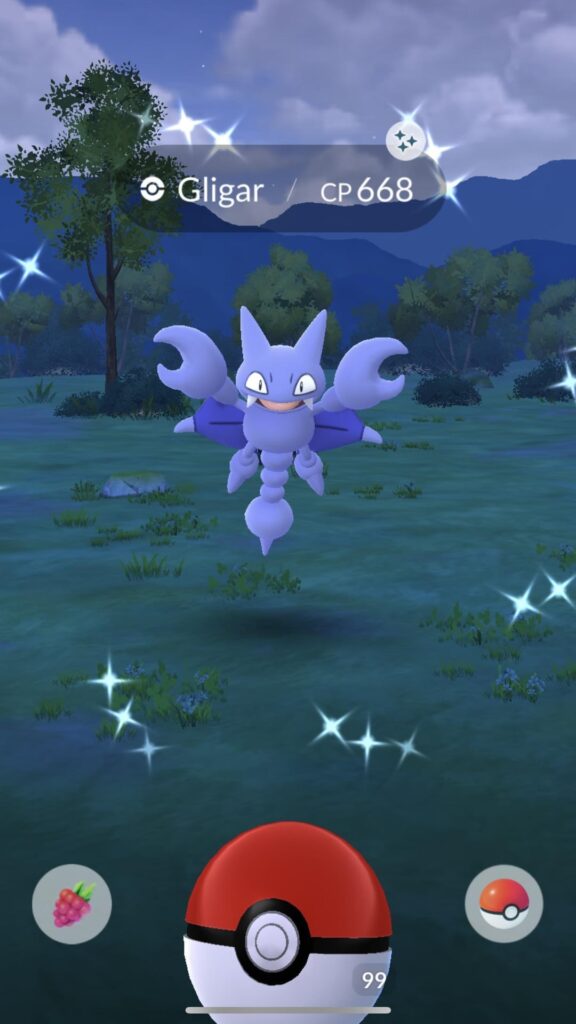 I finally found a shiny Gligar today! THEN I GOT ANOTHER ONE RIGHT AFTER?!?!?!?
