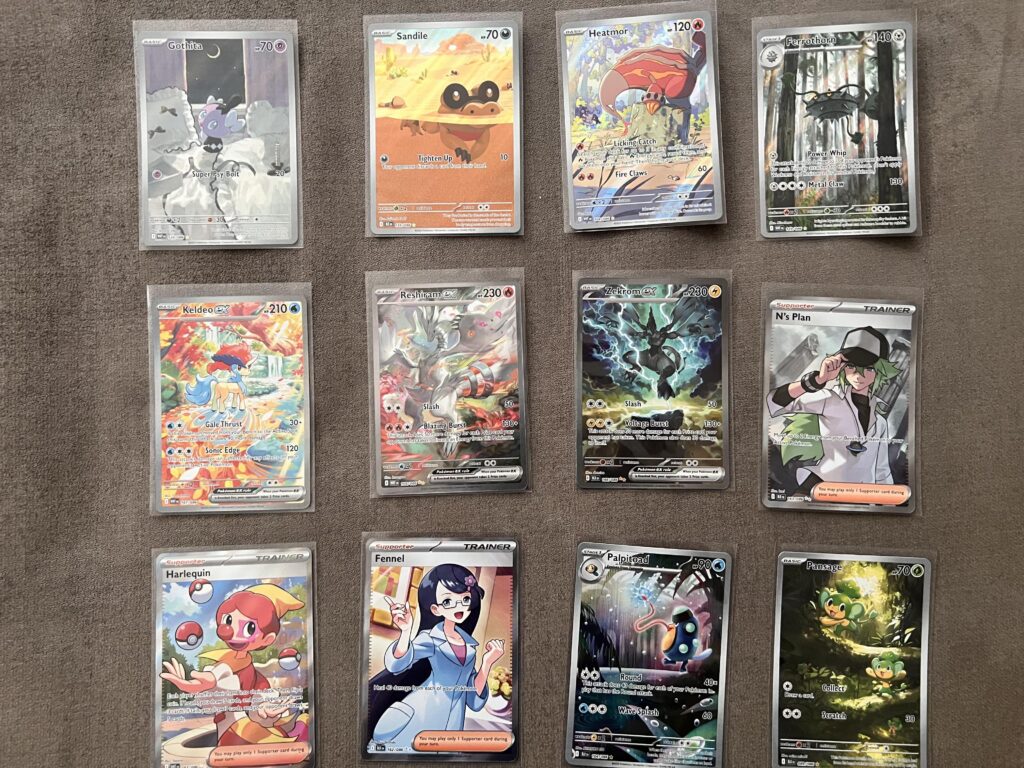 5 bundles of white flre and black bolt pulls