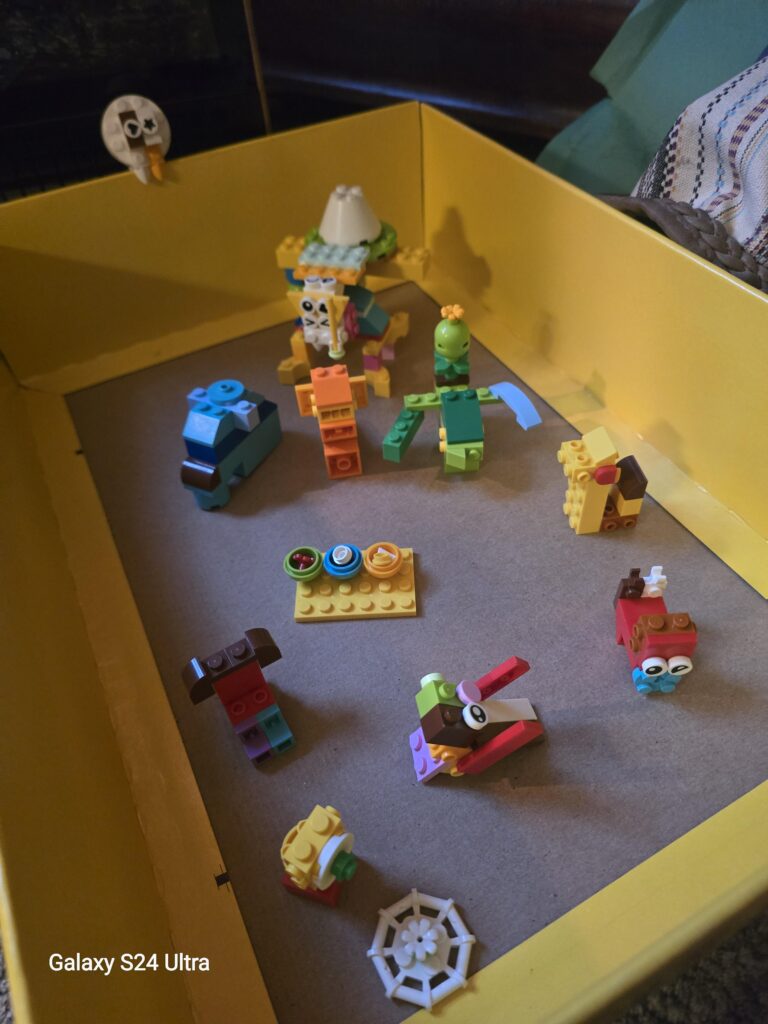 My daughter and I made minimalistic pokemon from Legos 😁 See if you can guess which ones are which