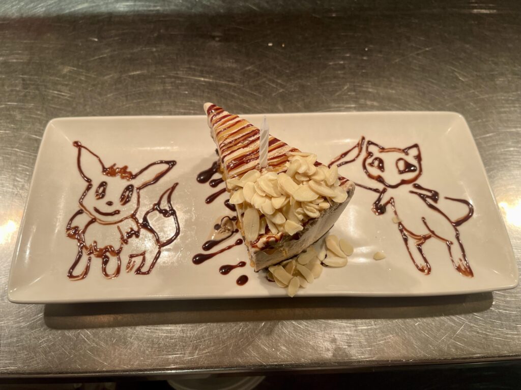 Served a kid celebrating his birthday, his favourites were Eevee and Mew :)