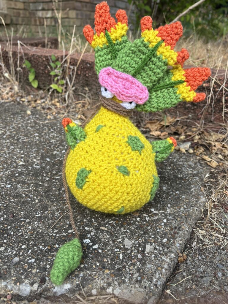 I made a derpy Mega Victreebell plush!