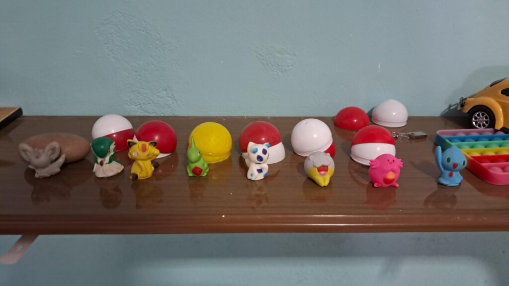 I just got a new pokemon finger puppet (I think that's what it's called), so here's my collection