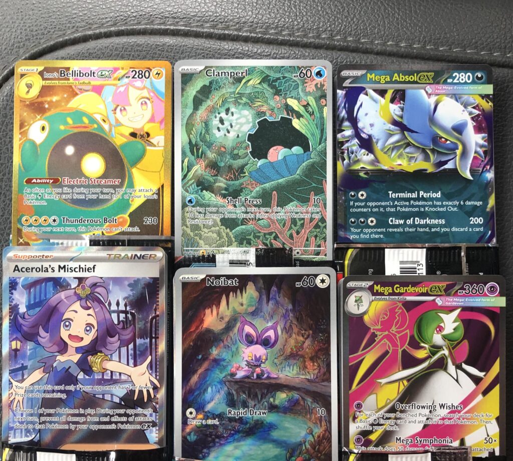 Stockpiled a dozen packs to rip at work today, very fun opening!