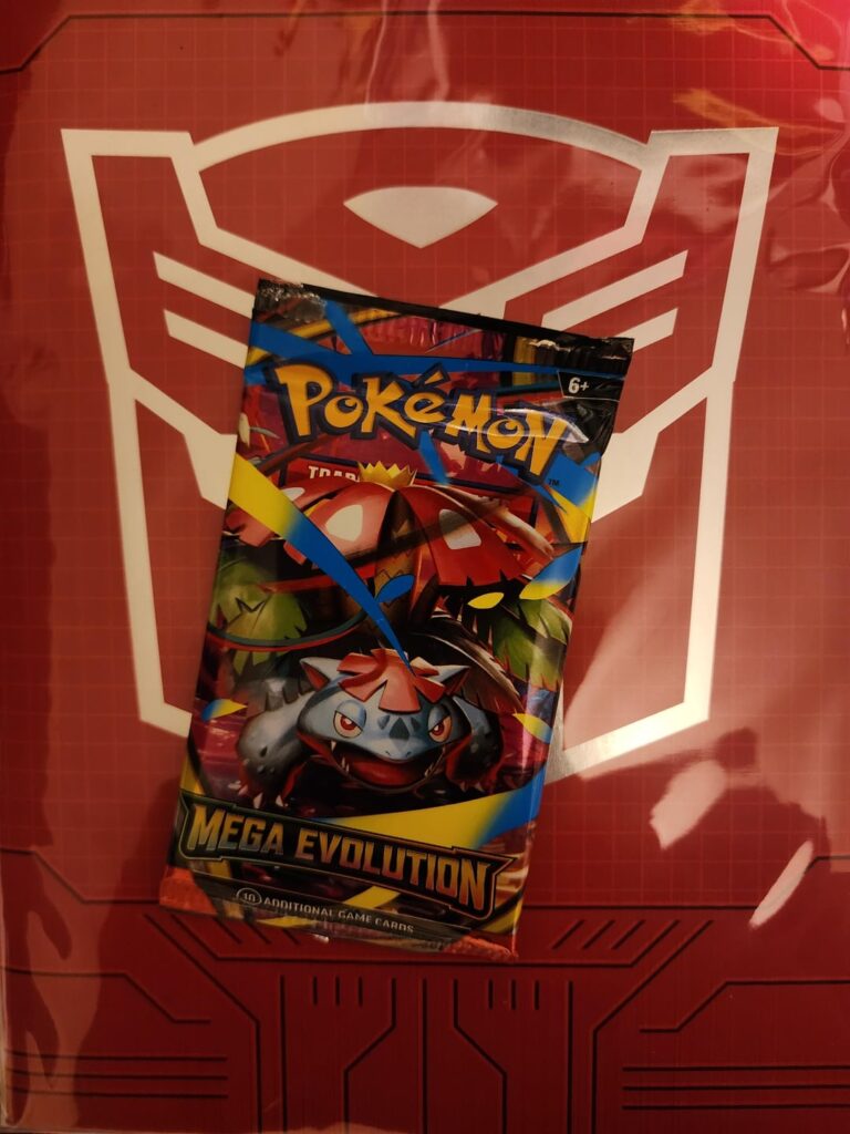 Niece gave me a pack and comic and I got one of my top 7 favorite pokemon