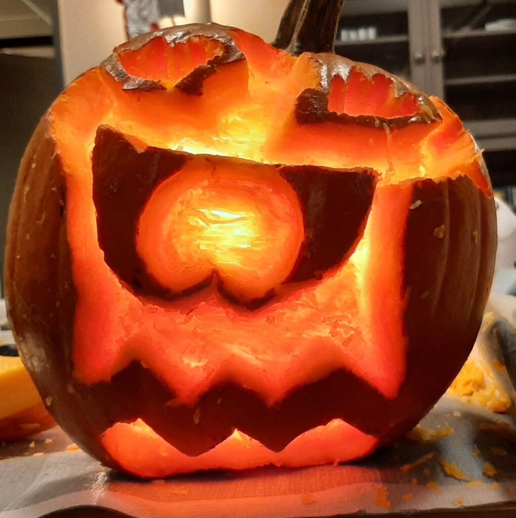 Trevenant pumpkin carving (first time carving a pumkin in my life)