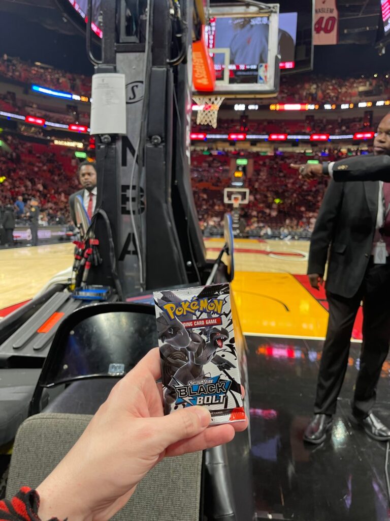 Courtside pulls with the gf 💜