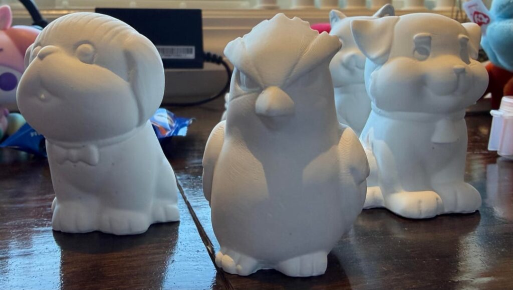 I painted a ceramic/plaster Pidgey