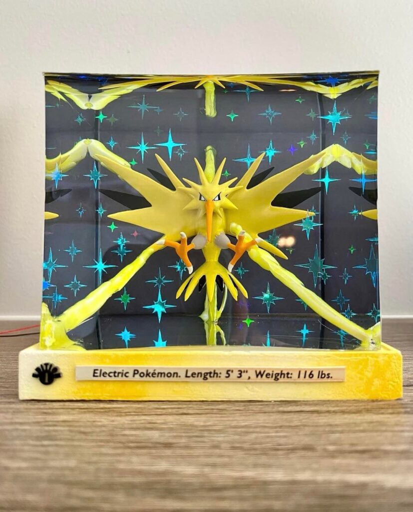 Base Set Zapdos (OC)