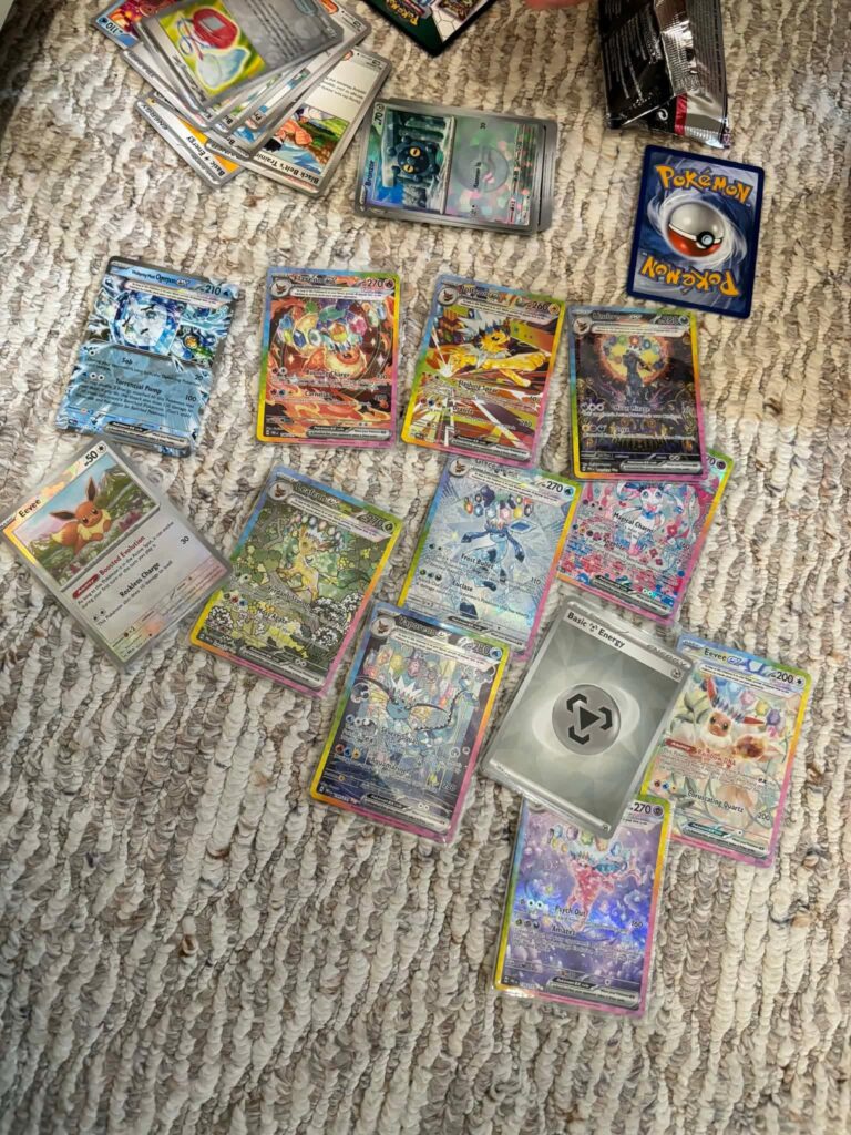 My first pack opening ever was a GOD PACK on Christmas, but I couldn’t keep it. A depressing story :(