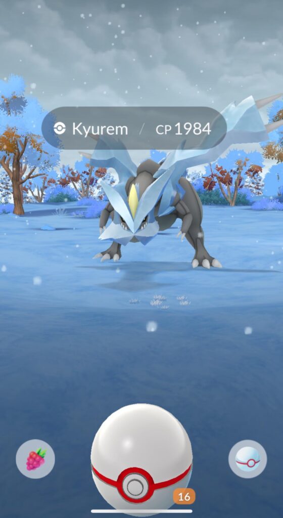 Appreciation post for how wicked Kyurem looks in the current Canadian Biome. ❄️🤩