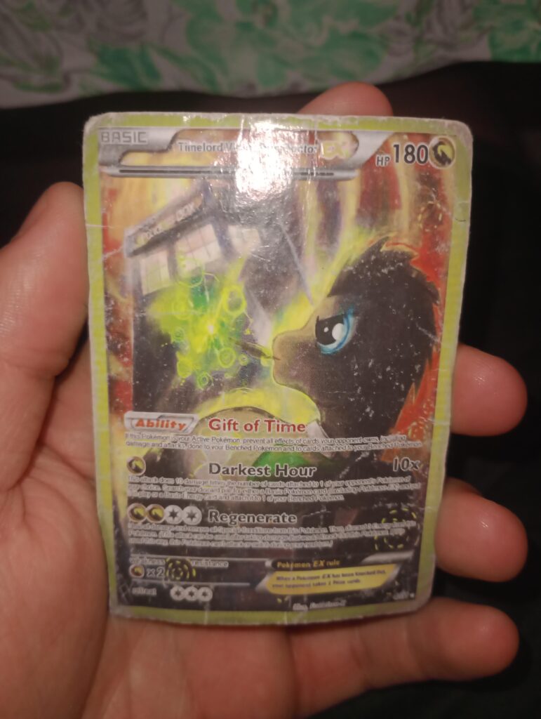 Eu estava mechendo em umas cartas que eu tinha ganhado quando criança e trombei com essa coisa...