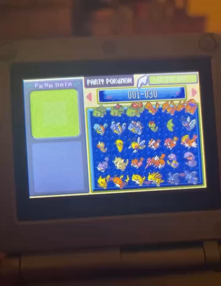 Completed a Living Dex on my 20 year old Sapphire save file!
