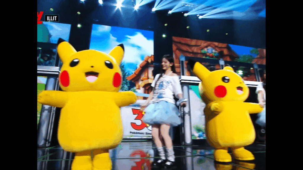 The 30th anniversary Logo seems to have Multiple Variants with other Gen 1 Pokemon