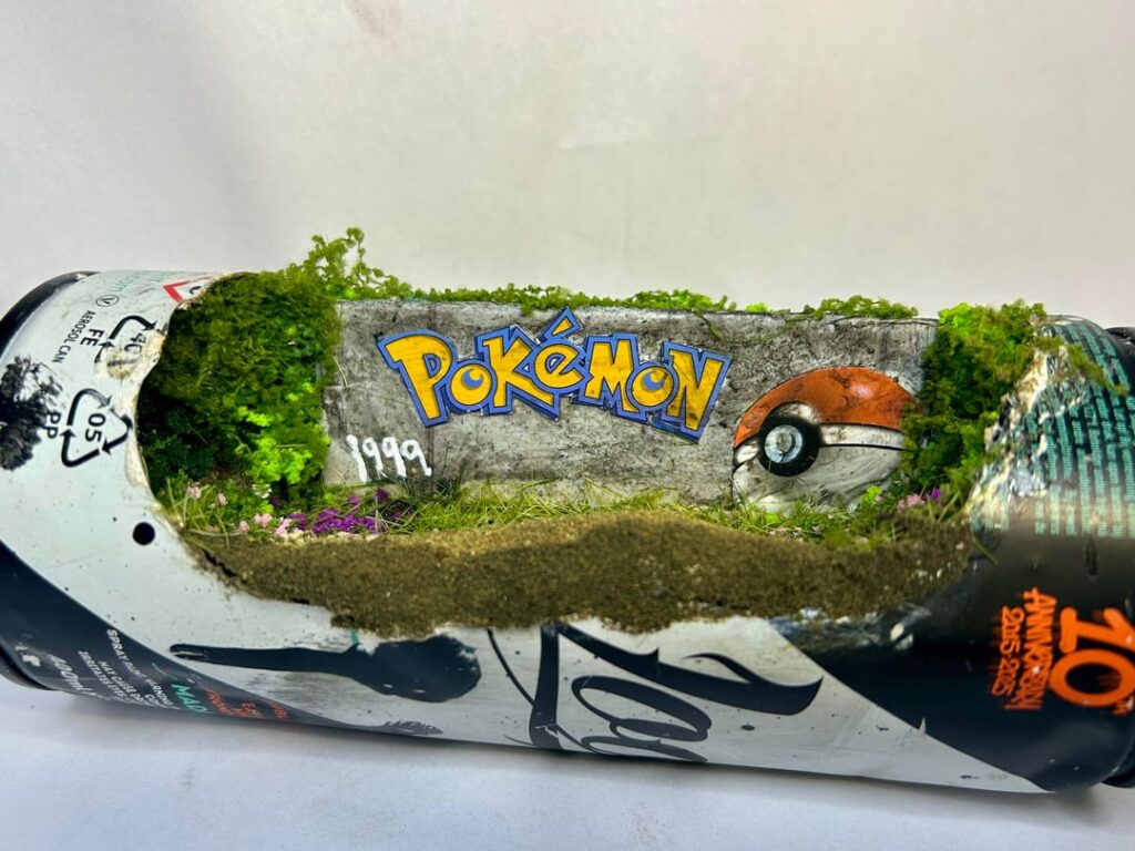 Built this miniature Pokémon wall inside a spray can