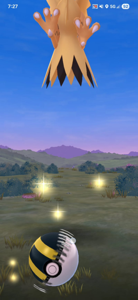 Shiny galarian zapdos