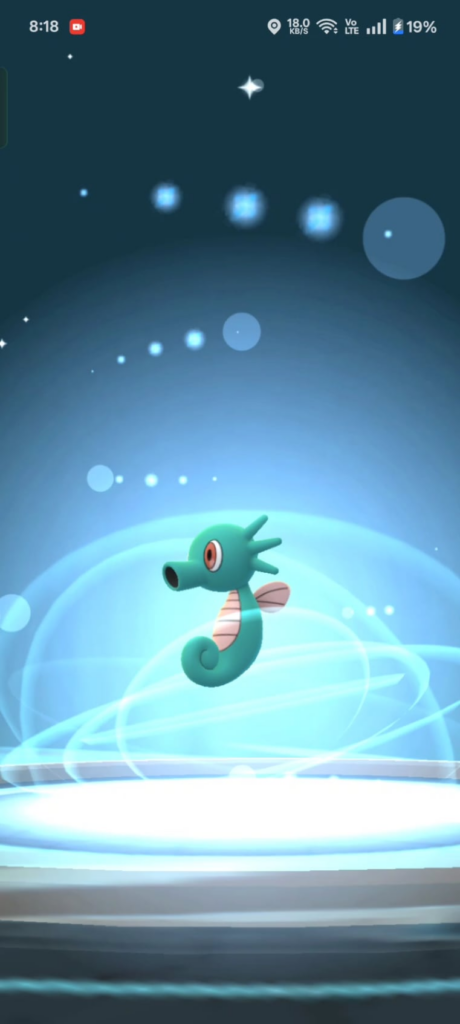 Captured this Shiny HORSEA in the wild during the Spotlight Hour 💫✨