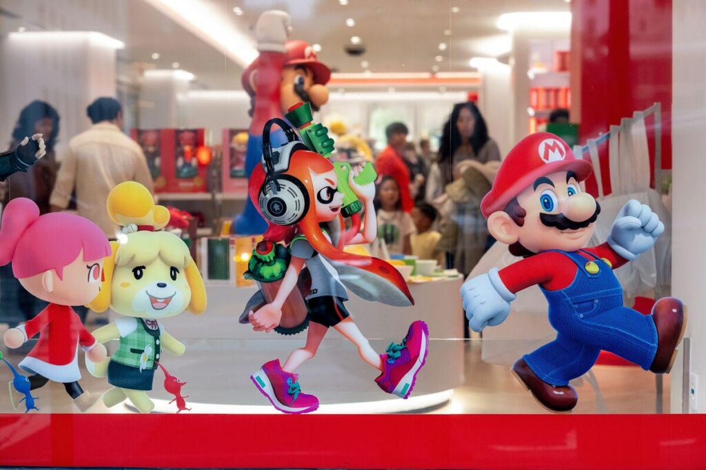 Nintendo Shares Plunge 10% After Weak Profit Spurs Margin Fears