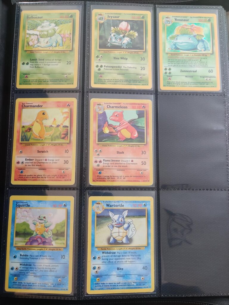 Amateur: Gen 1 first print Pokedex set
