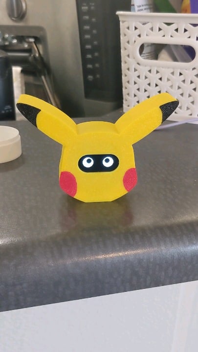 I made this little Pikachu desk pet!