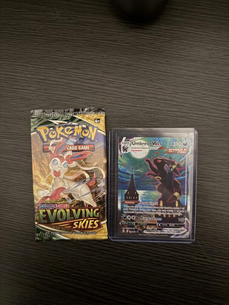 just pulled Moonbreon omg