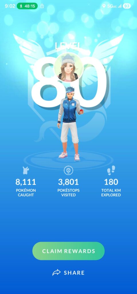 Got photo bombed by a friend rolling lucky with me right as I hit level 80 😆