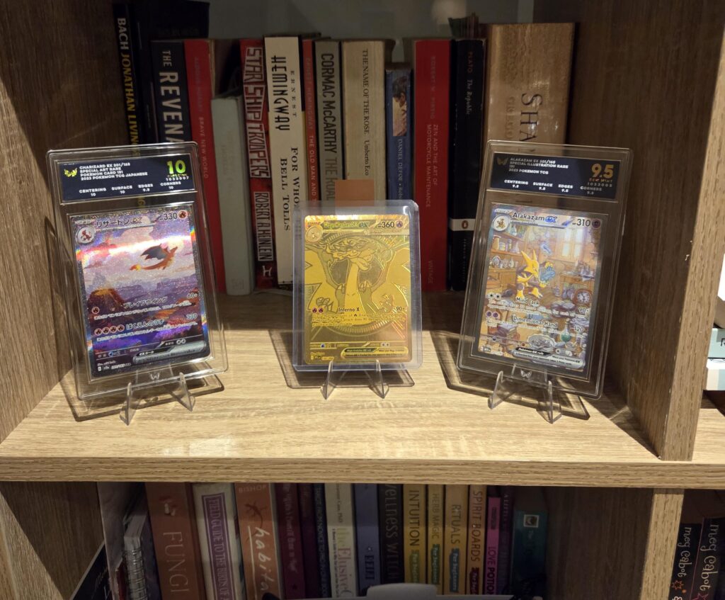 Does artificial lighting fade cards?