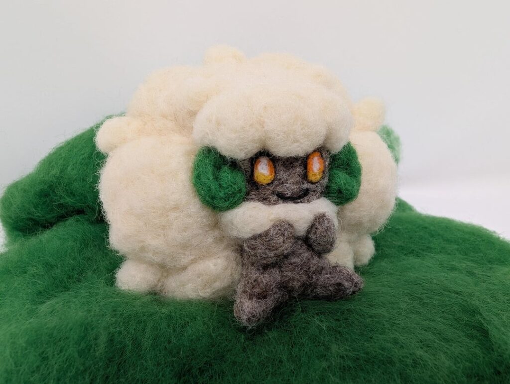 Needle felted Whimsicott