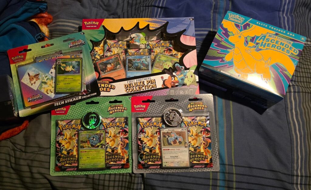 Finally got to open some Ascended Heroes. Hits Inside