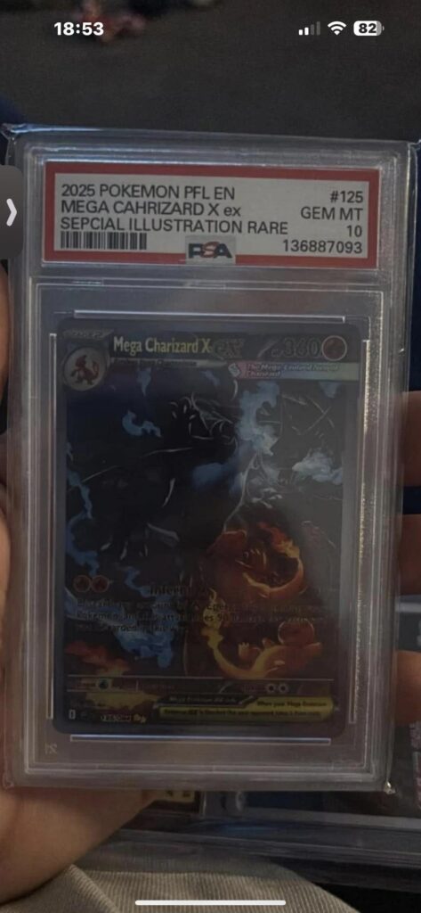 What do you guys think about this Cahrizard Sepcial card?? 😂