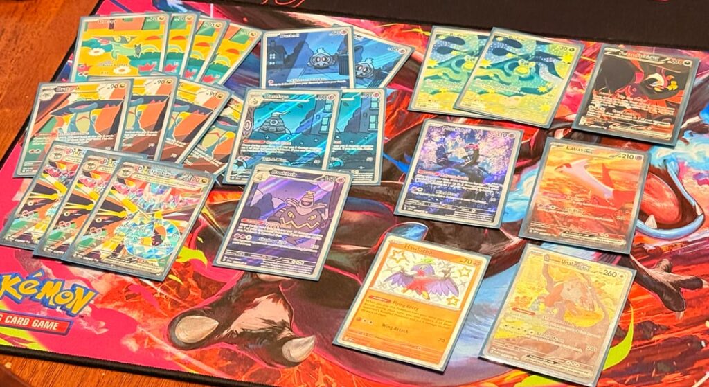 Finally decided to bling out my Dragpult ex deck