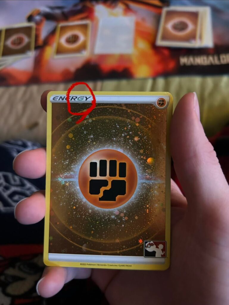 Am I crazy or is there something wrong with this card