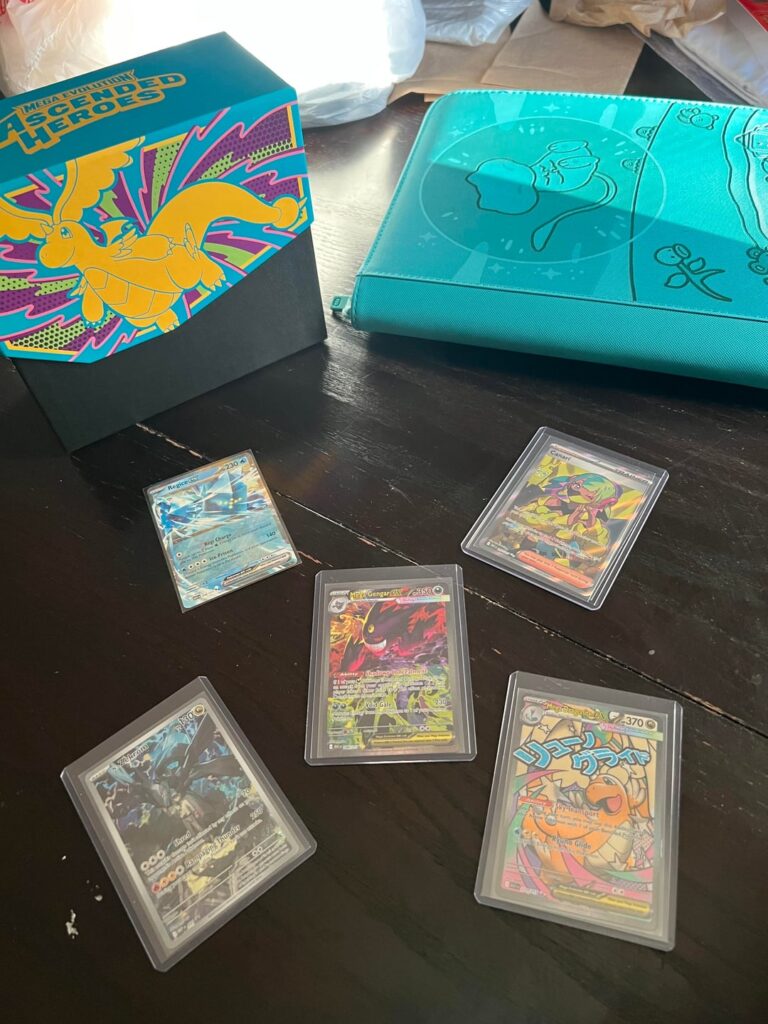 After 2 months of not being able to open any Ascended, finally managed to get an ETB